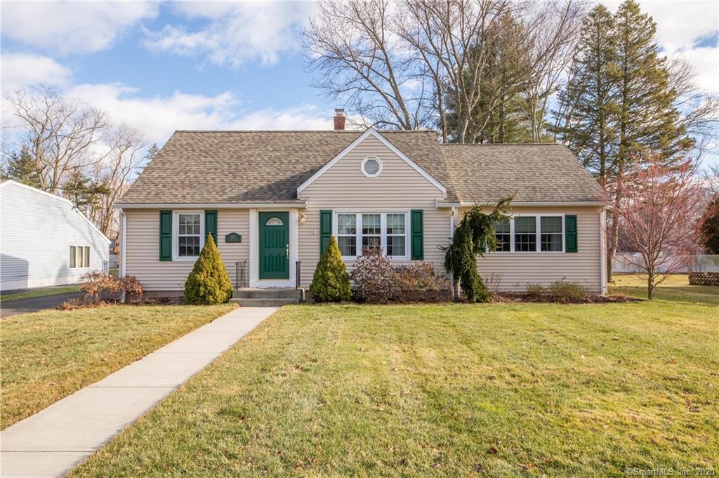 207 Rock Road North Haven CT 06473