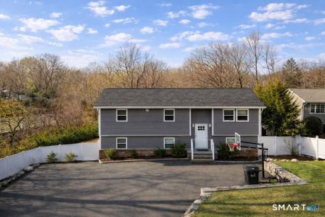 26 Three Lakes Drive Stamford CT 06902