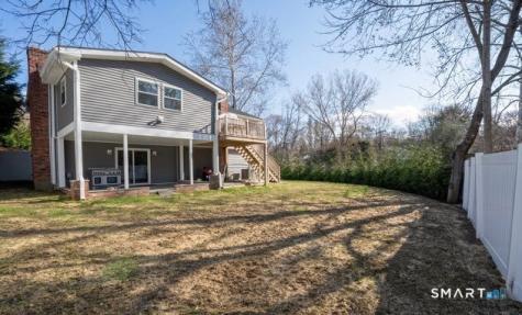 26 Three Lakes Drive Stamford CT 06902