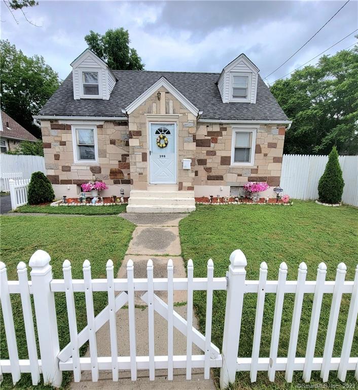 398 Park Avenue East Hartford CT 06108