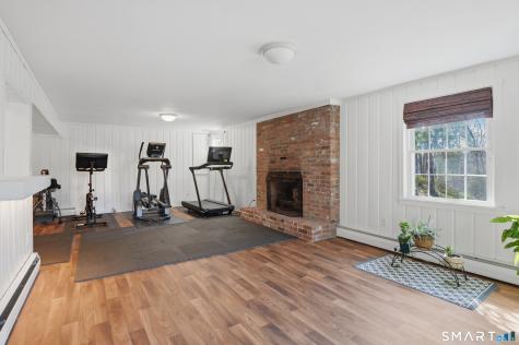 255 Nob Hill Road Cheshire CT 06410