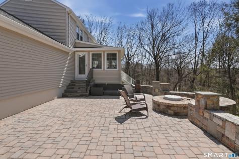 255 Nob Hill Road Cheshire CT 06410