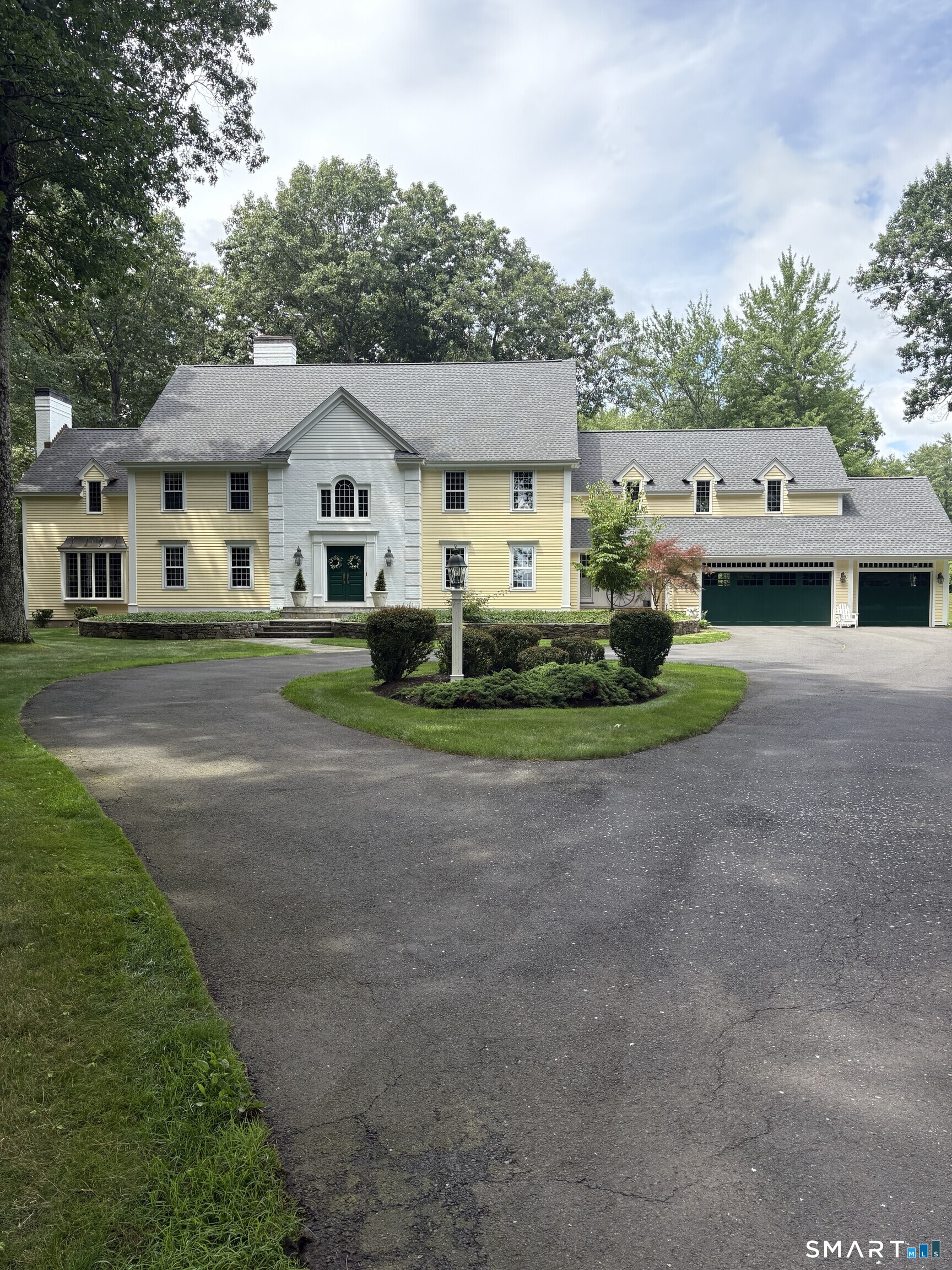 45 Longview Road Avon CT 06001