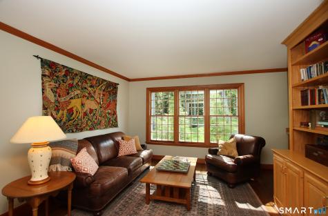 45 Longview Road Avon CT 06001