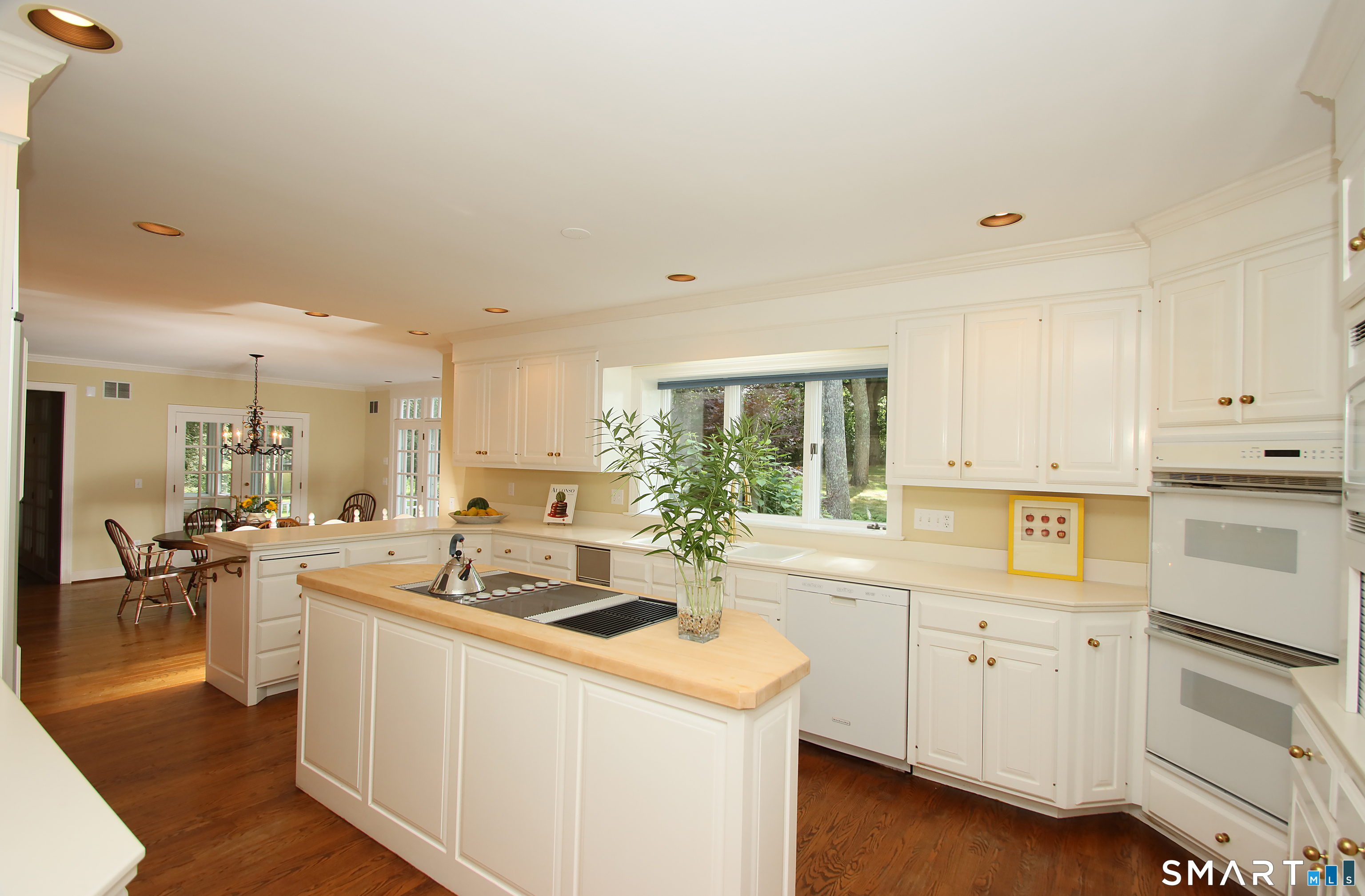 45 Longview Road Avon CT 06001