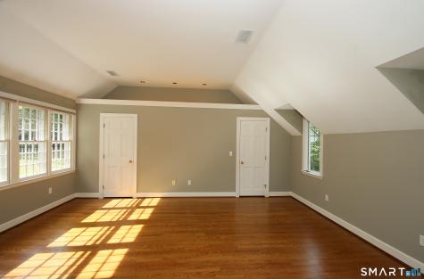 45 Longview Road Avon CT 06001
