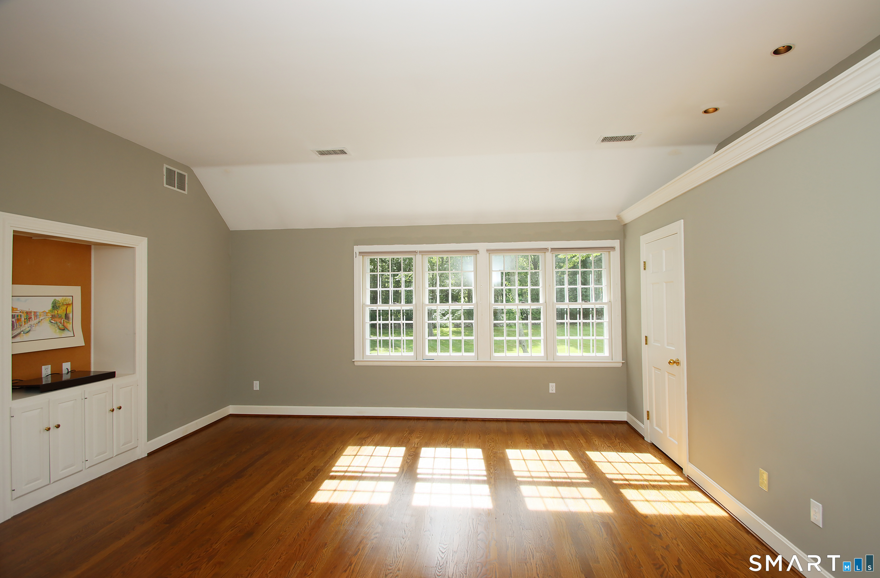 45 Longview Road Avon CT 06001