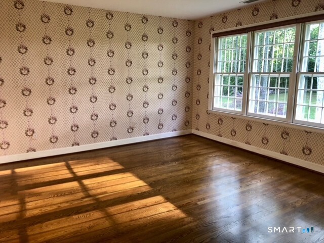 45 Longview Road Avon CT 06001