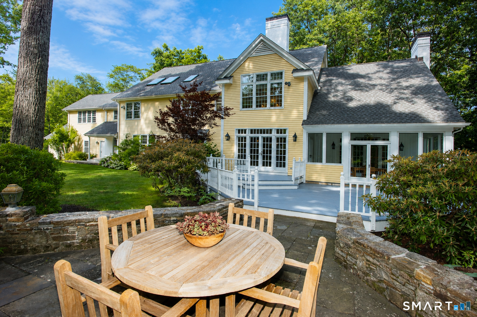 45 Longview Road Avon CT 06001