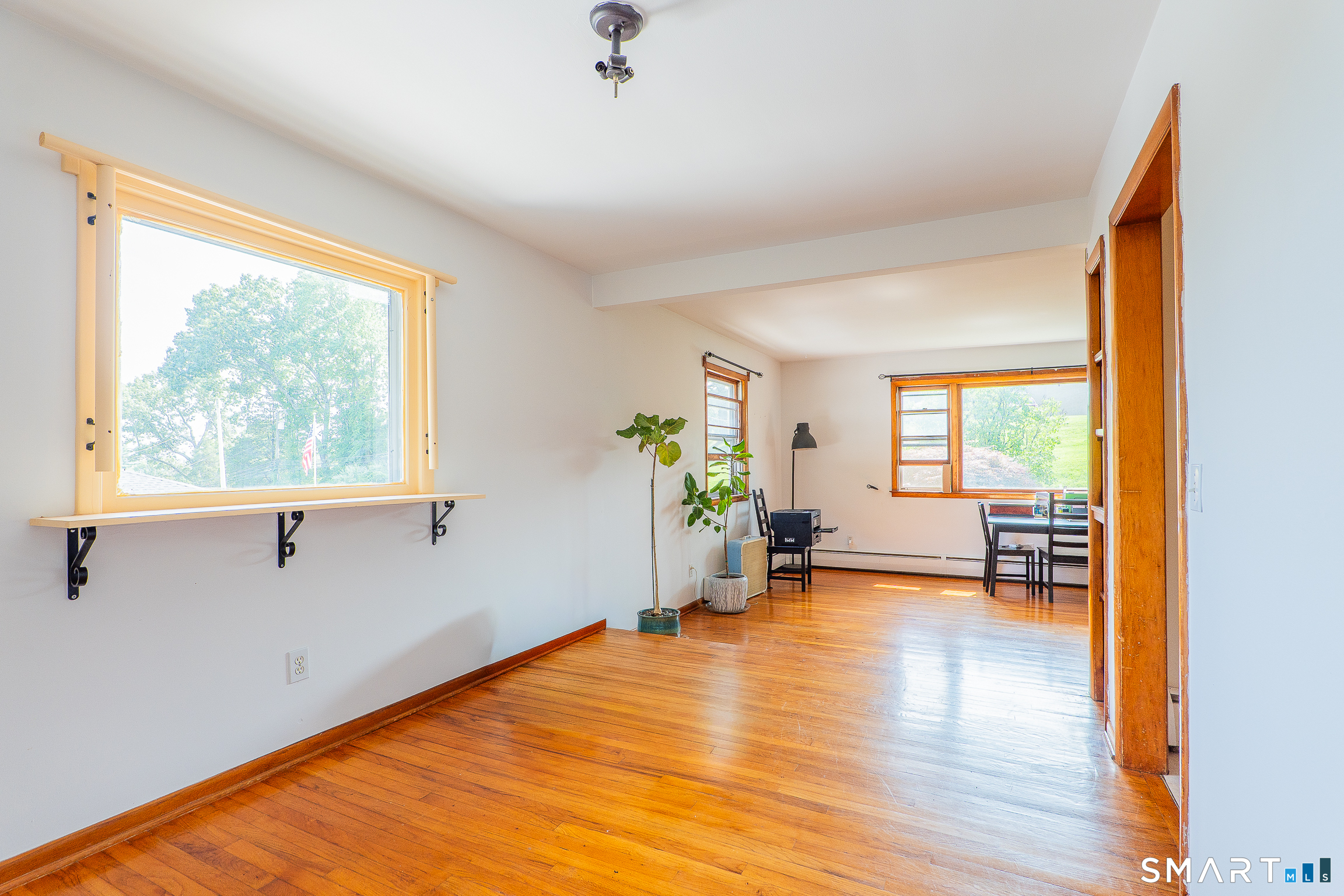 24 Karen Road Danbury CT 06811