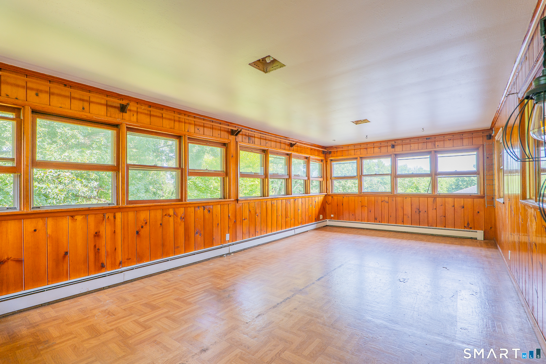 24 Karen Road Danbury CT 06811