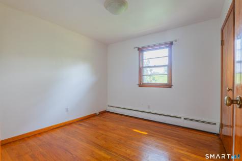24 Karen Road Danbury CT 06811