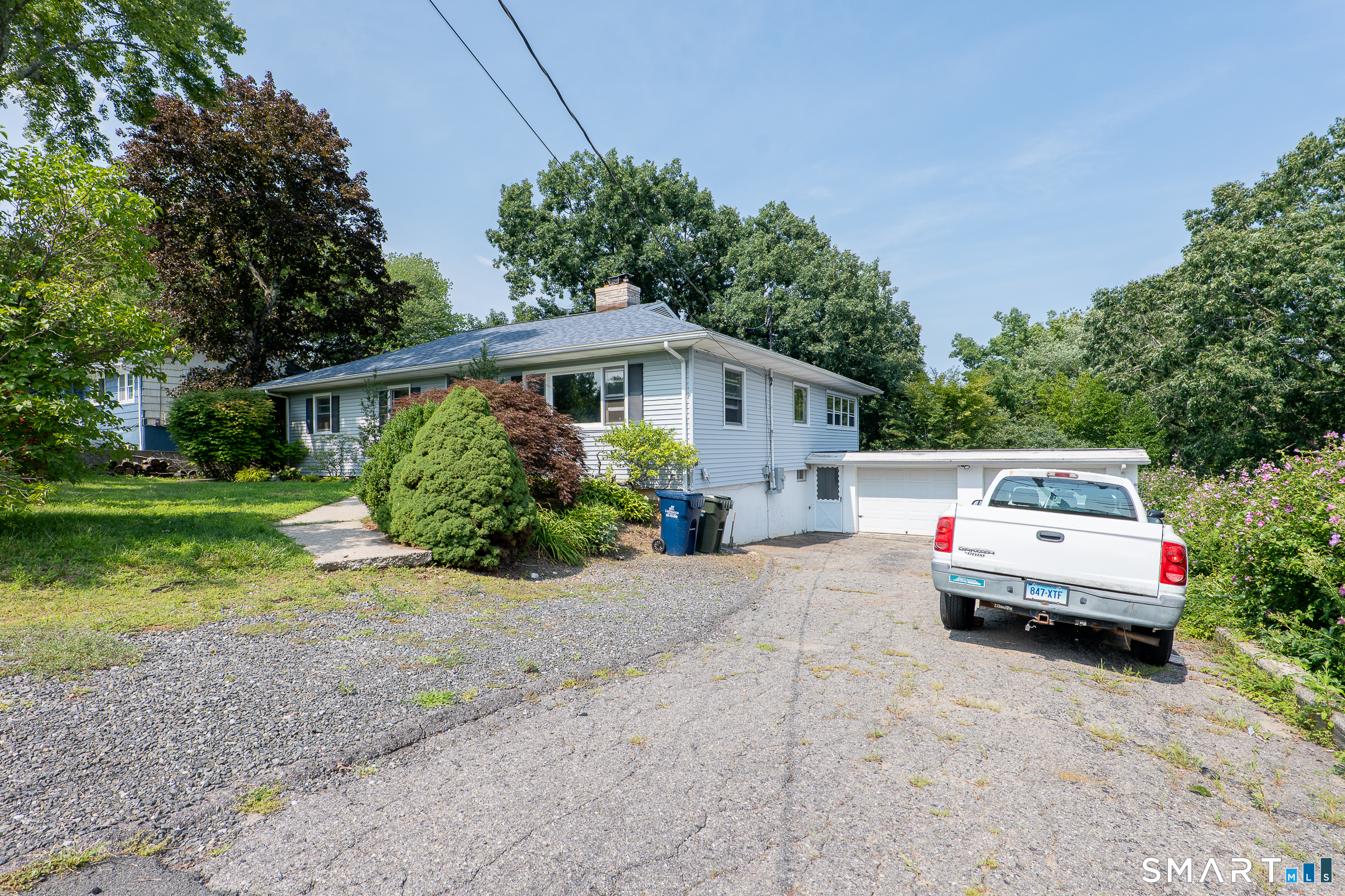24 Karen Road Danbury CT 06811