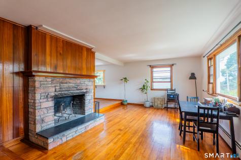 24 Karen Road Danbury CT 06811