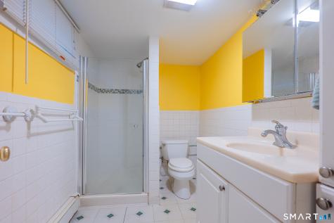24 Karen Road Danbury CT 06811