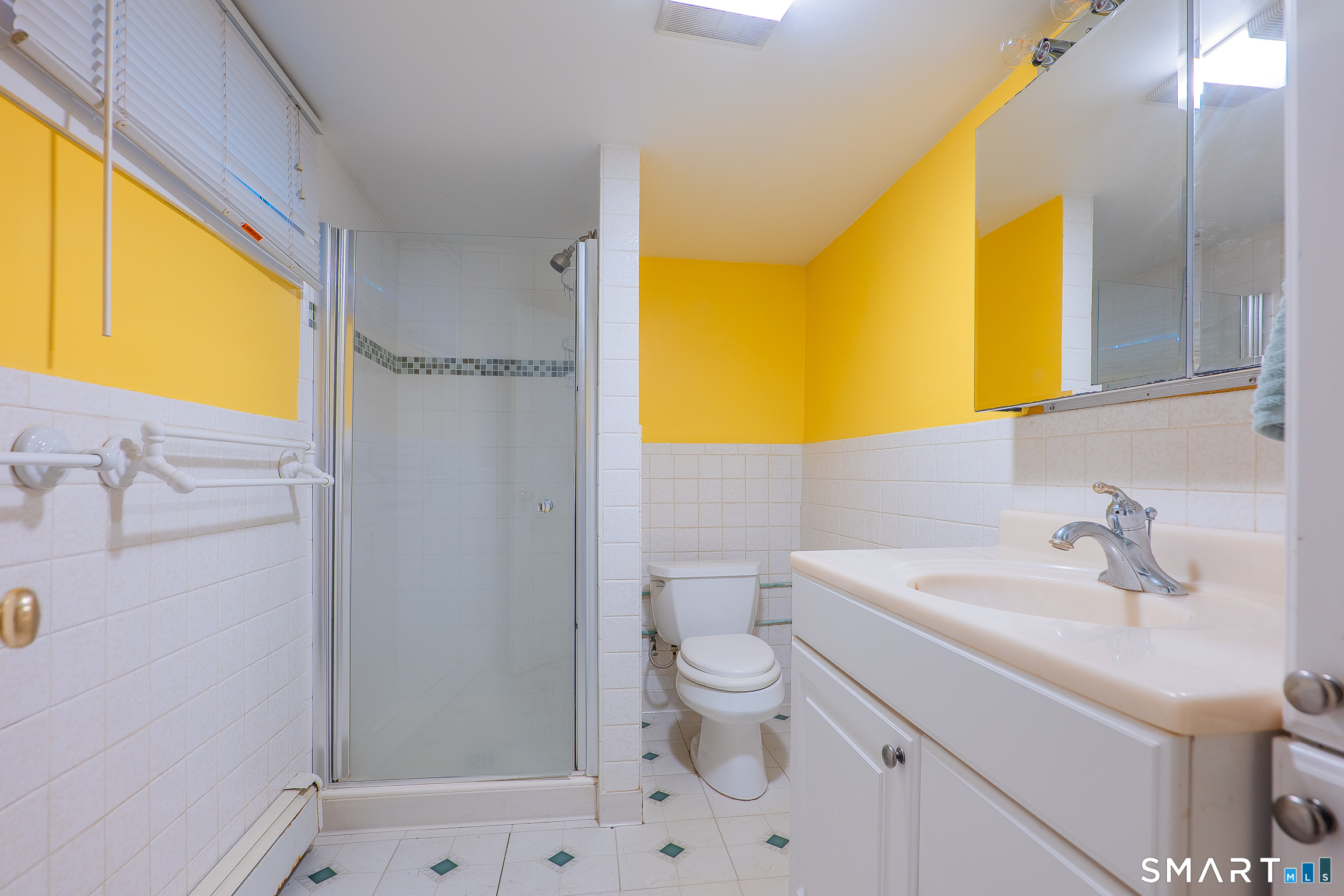 24 Karen Road Danbury CT 06811