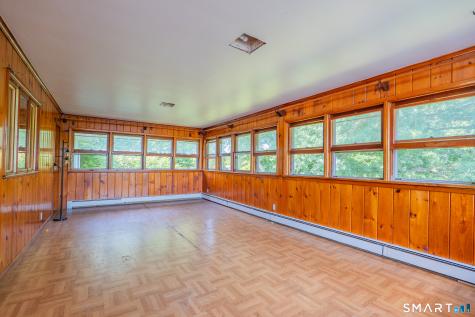 24 Karen Road Danbury CT 06811
