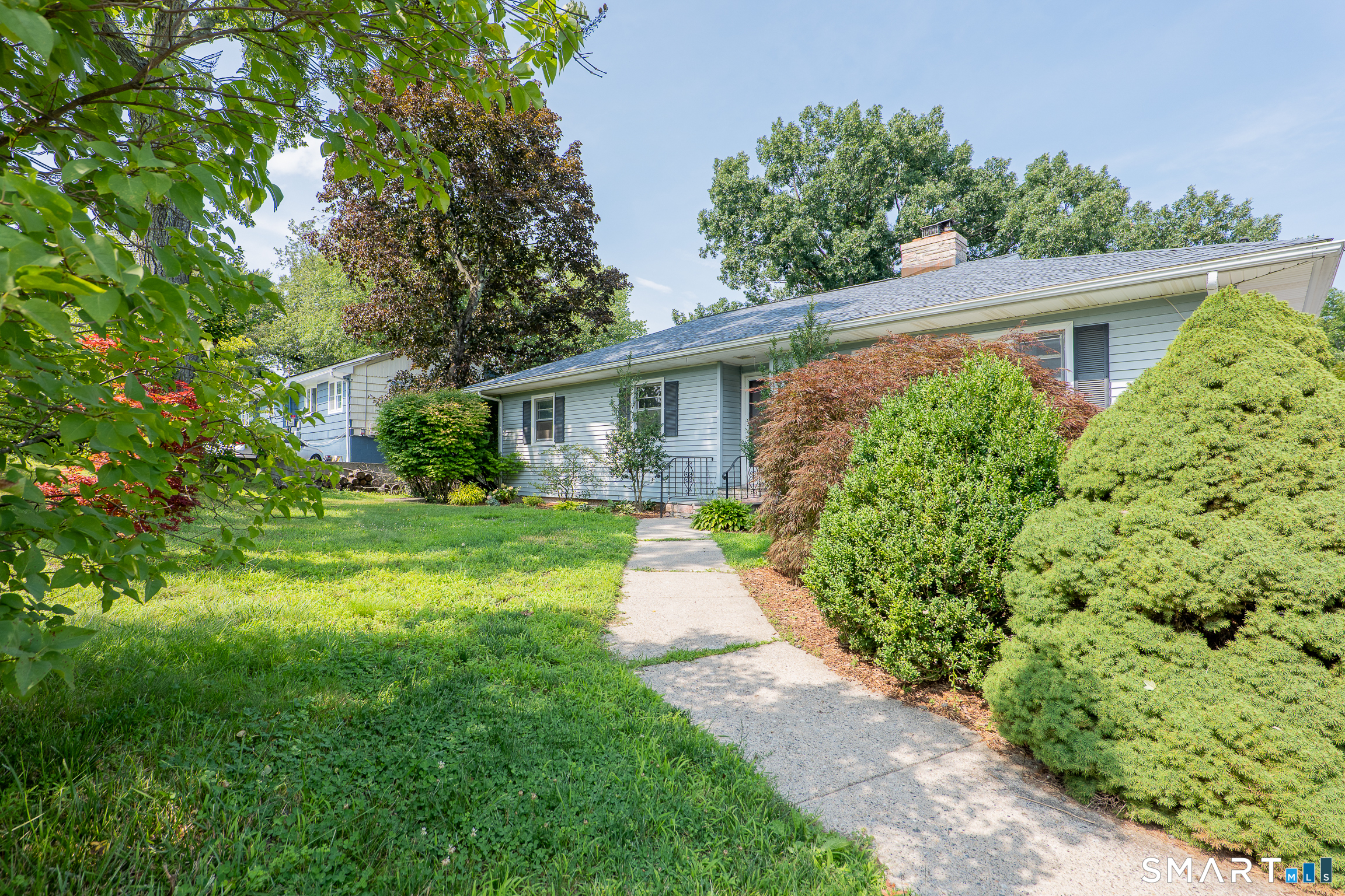 24 Karen Road Danbury CT 06811