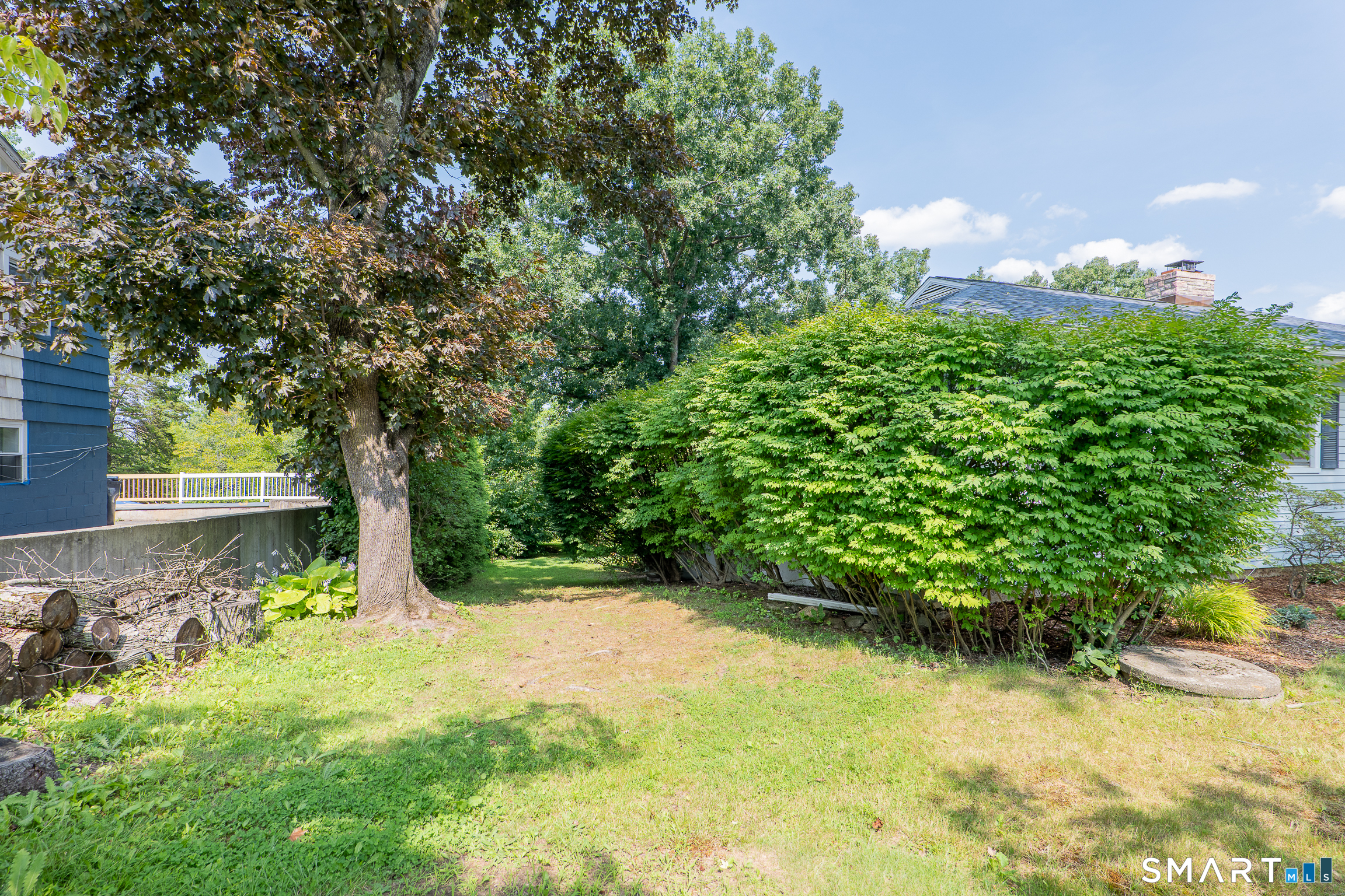 24 Karen Road Danbury CT 06811