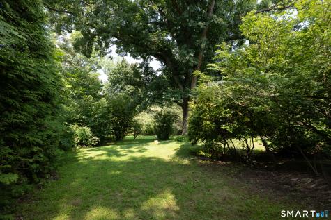 24 Karen Road Danbury CT 06811