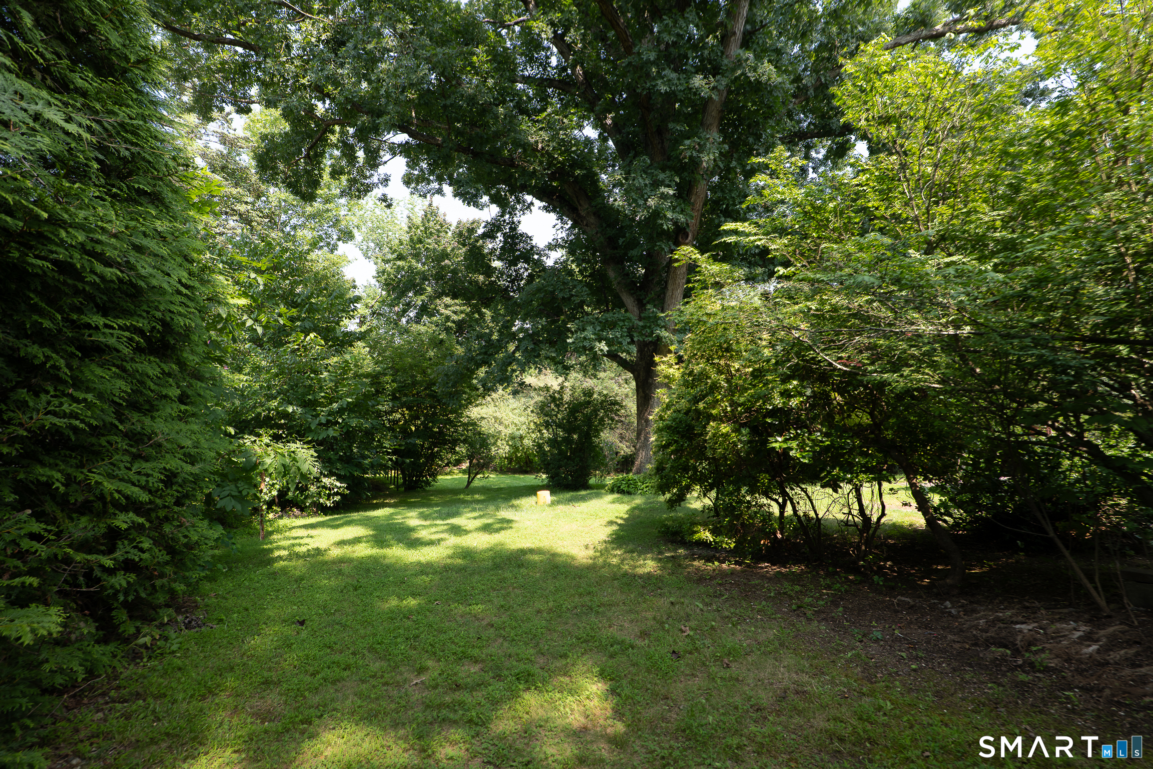 24 Karen Road Danbury CT 06811