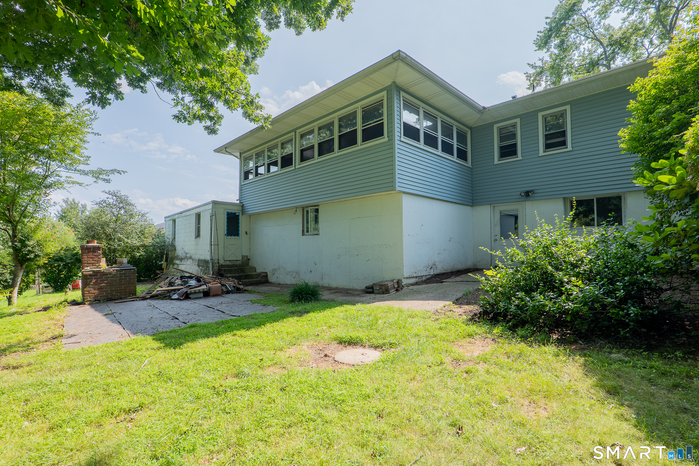 24 Karen Road Danbury CT 06811