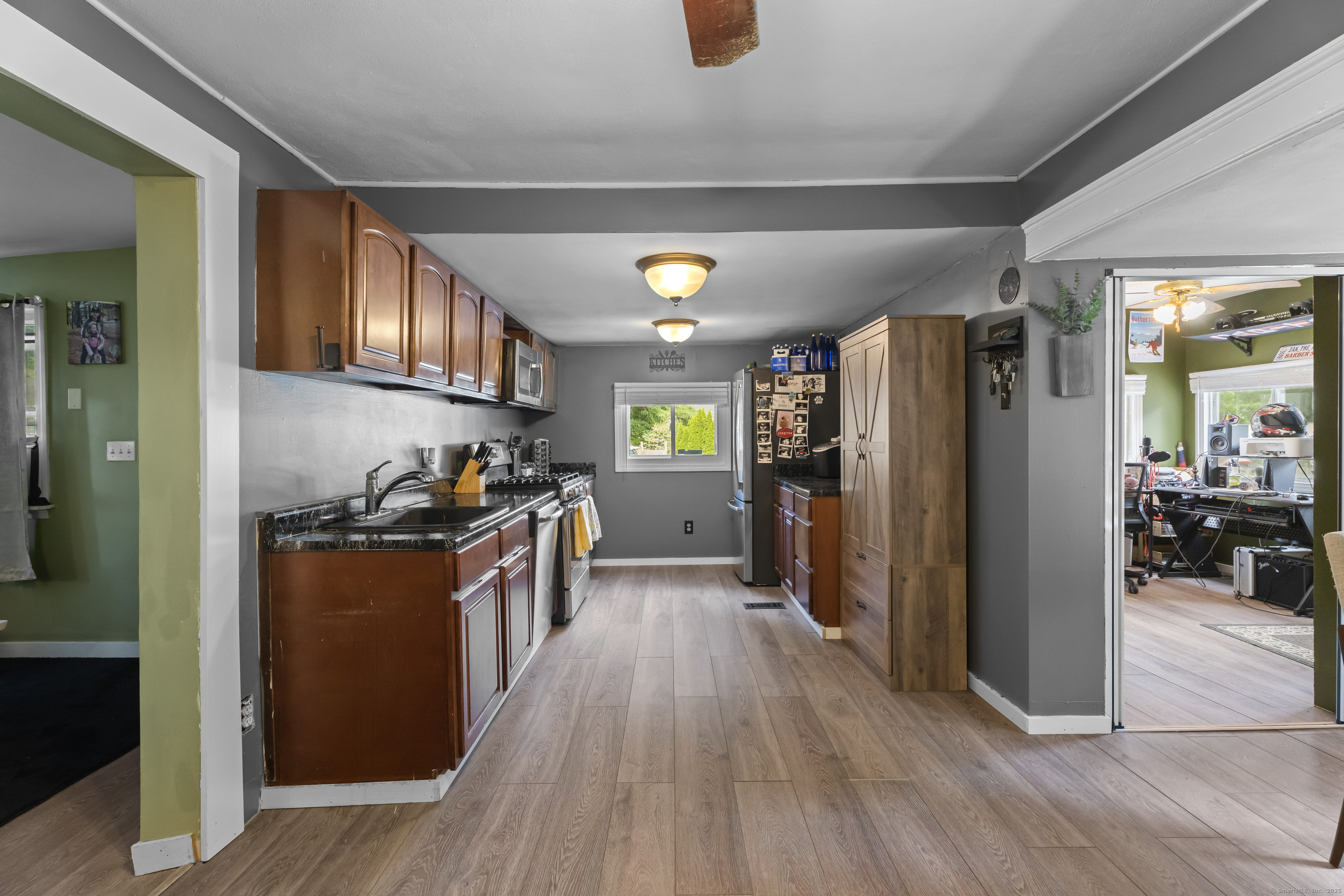 133 West Main Street Clinton CT 06413