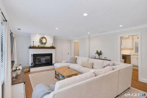 30 Maple Ave Extension Bethel CT 06801