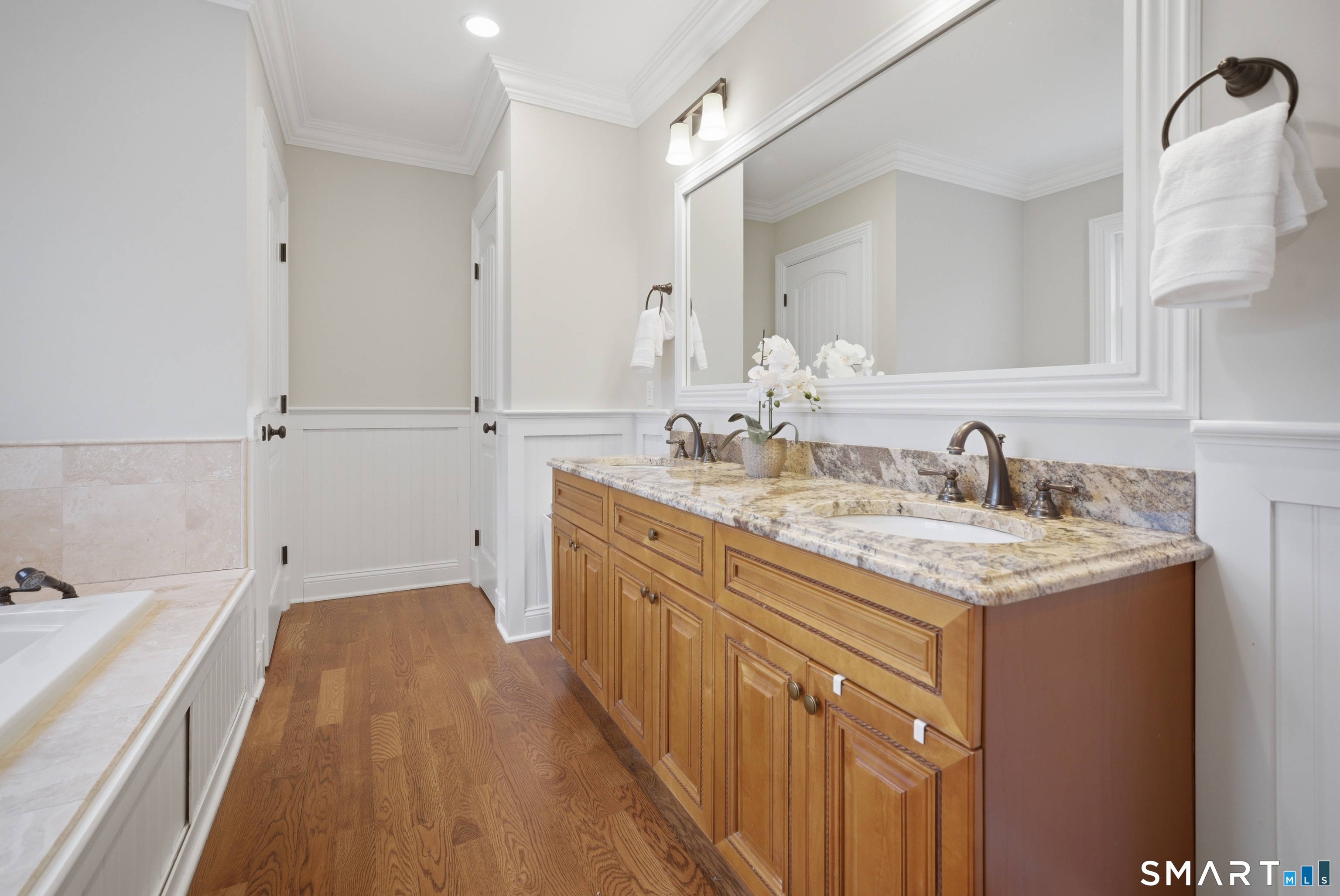 570 Unquowa Road Fairfield CT 06824