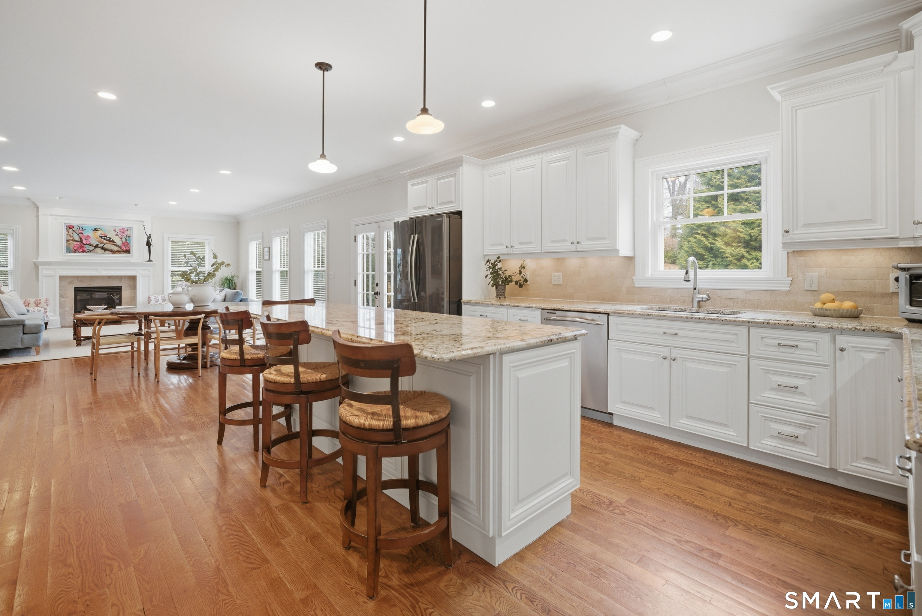 570 Unquowa Road Fairfield CT 06824