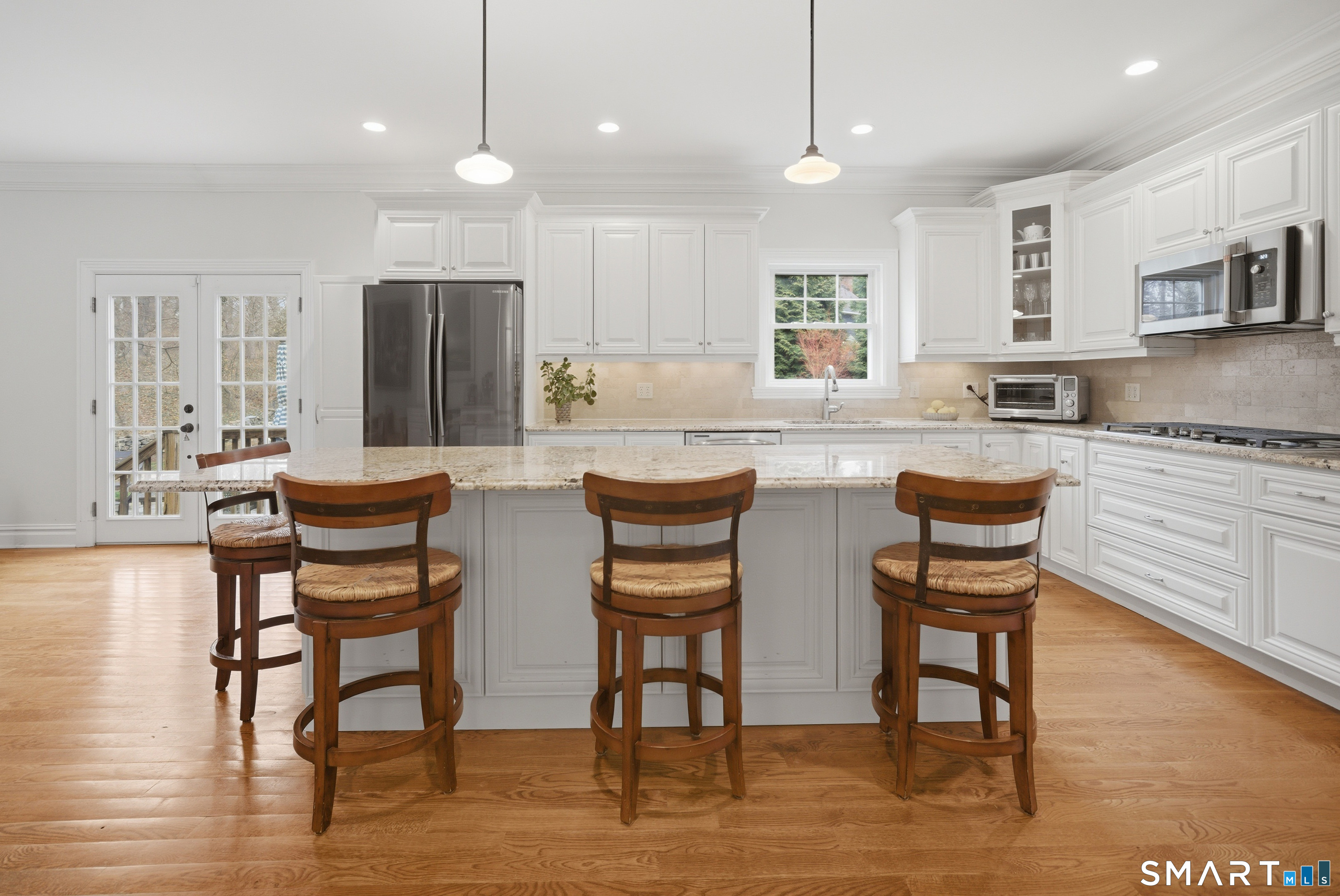 570 Unquowa Road Fairfield CT 06824