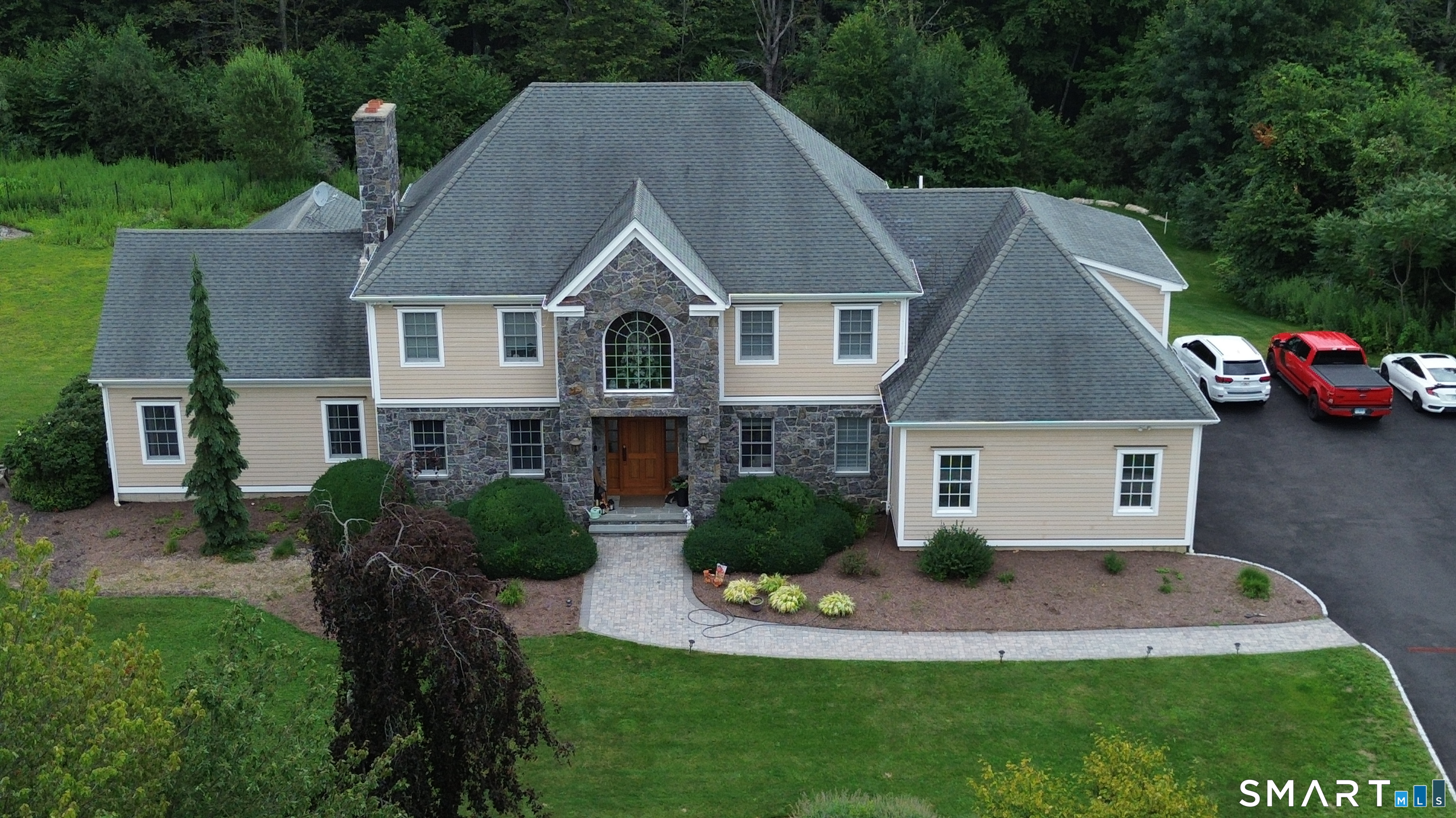 Mustang Drive Monroe CT 06468