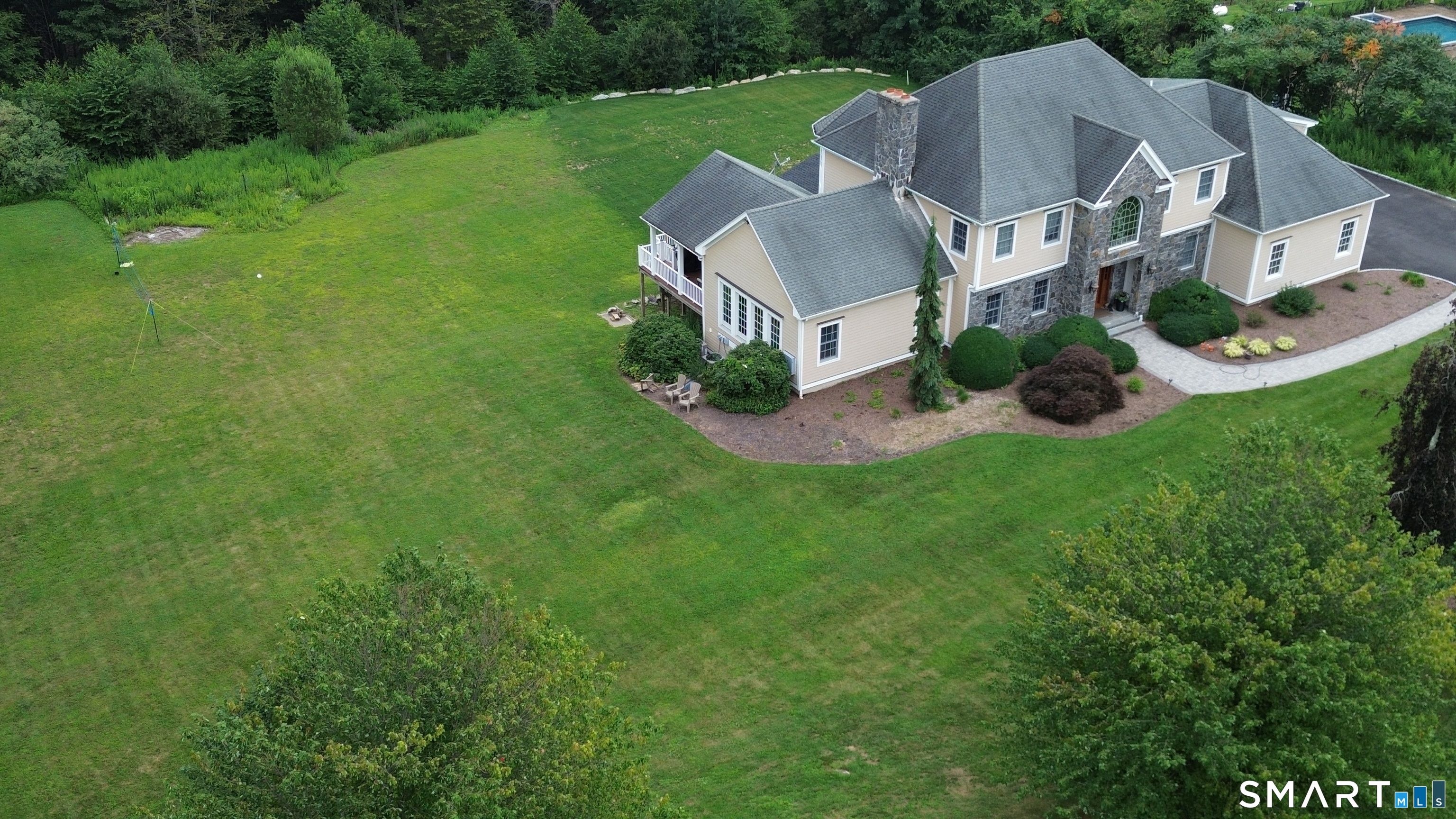 Mustang Drive Monroe CT 06468