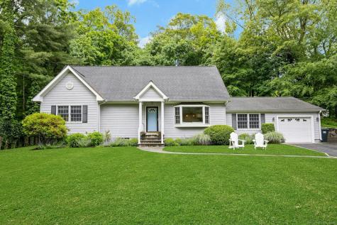 6 Queens Lane Darien CT 06820