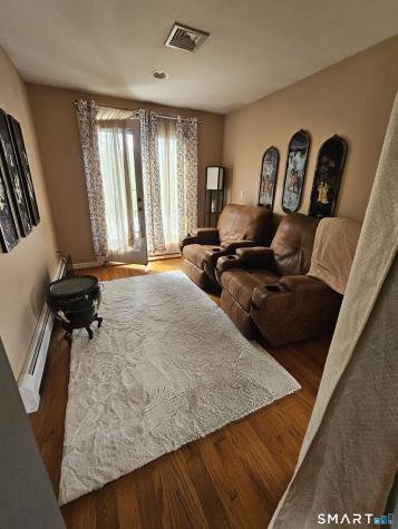 12 Smith Street East Haven CT 06512