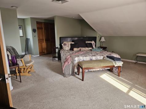 12 Smith Street East Haven CT 06512