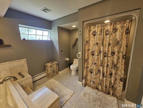 12 Smith Street East Haven CT 06512