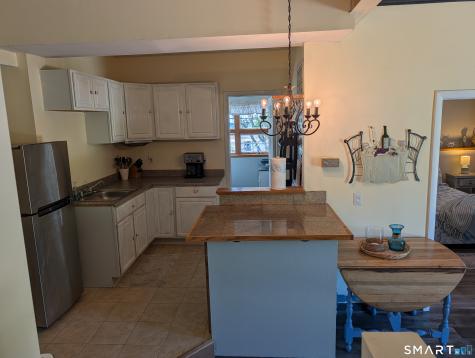 12 Smith Street East Haven CT 06512