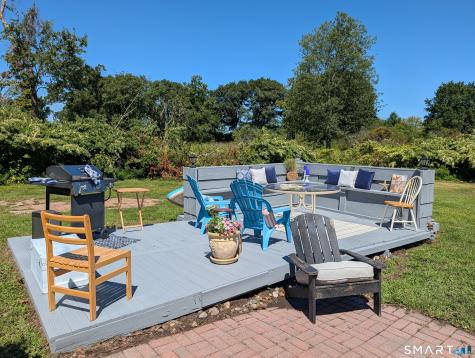 12 Smith Street East Haven CT 06512