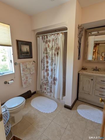 12 Smith Street East Haven CT 06512