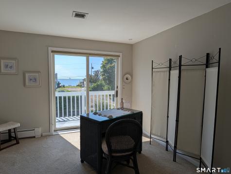 12 Smith Street East Haven CT 06512