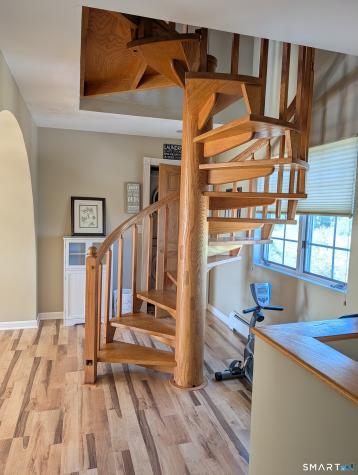 12 Smith Street East Haven CT 06512