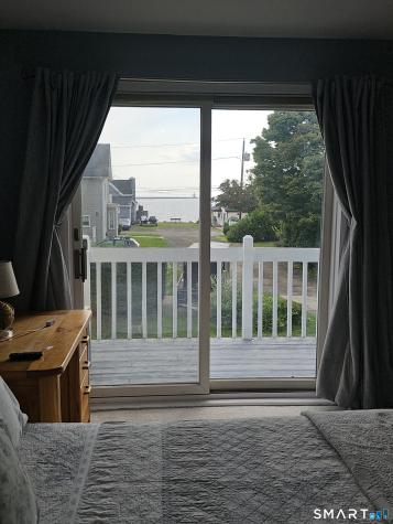 12 Smith Street East Haven CT 06512