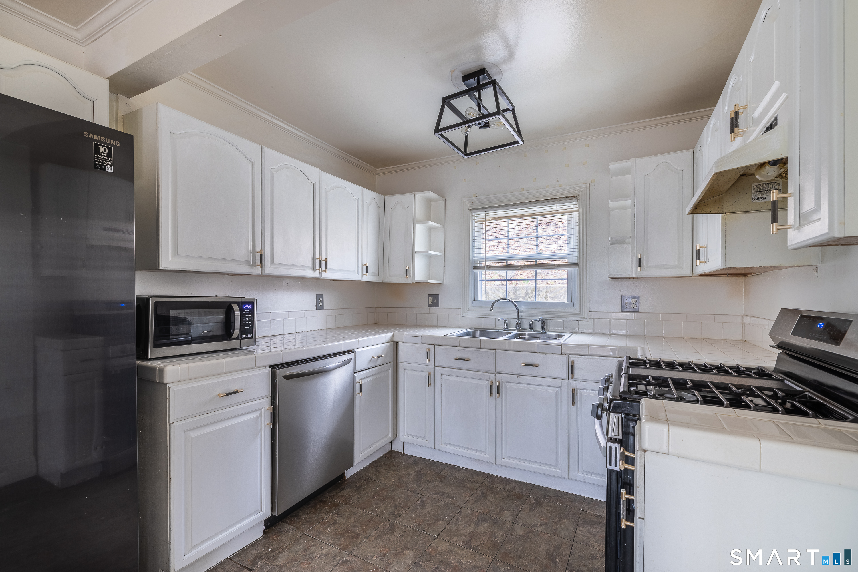 126 Emmett Avenue Derby CT 06418