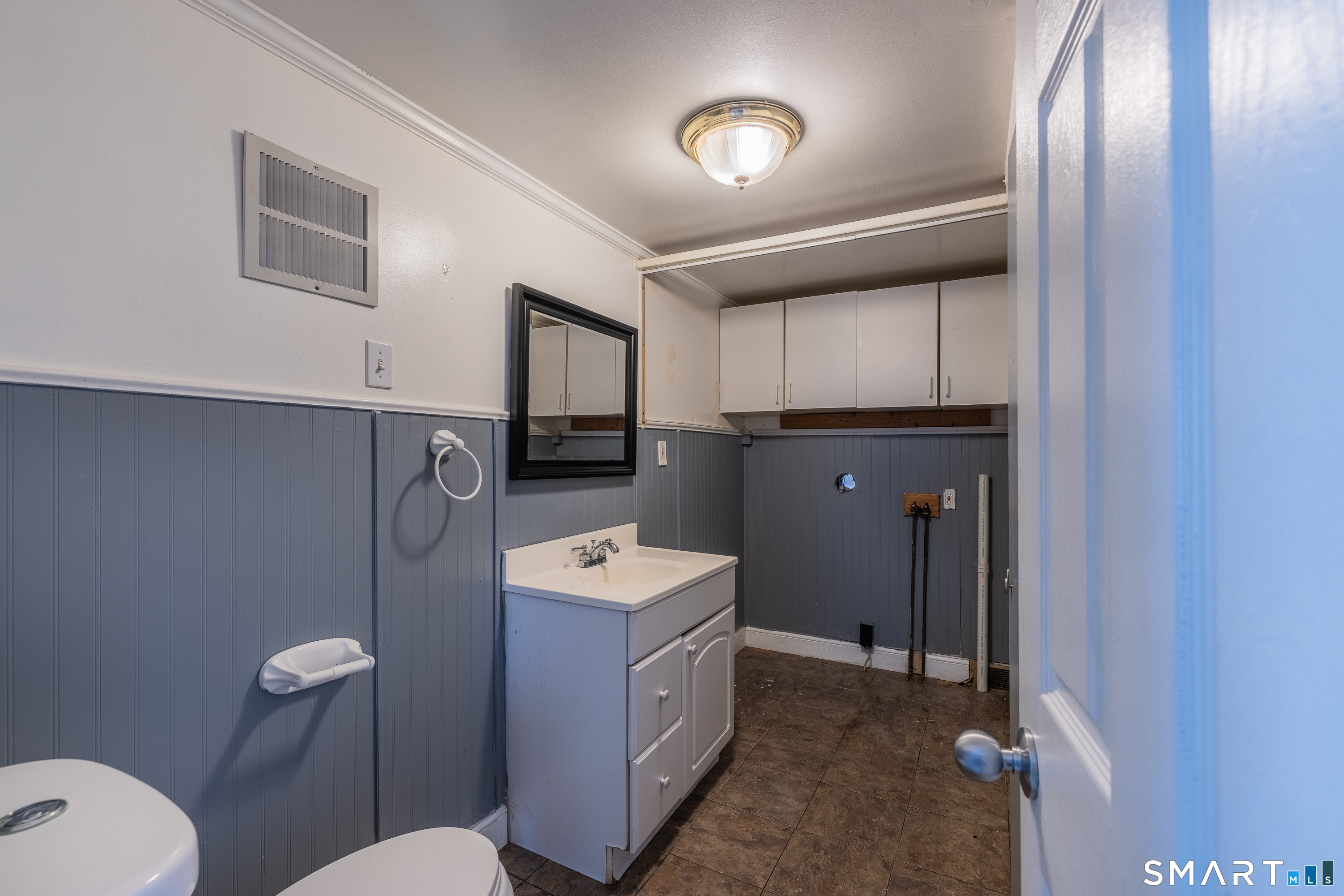 126 Emmett Avenue Derby CT 06418