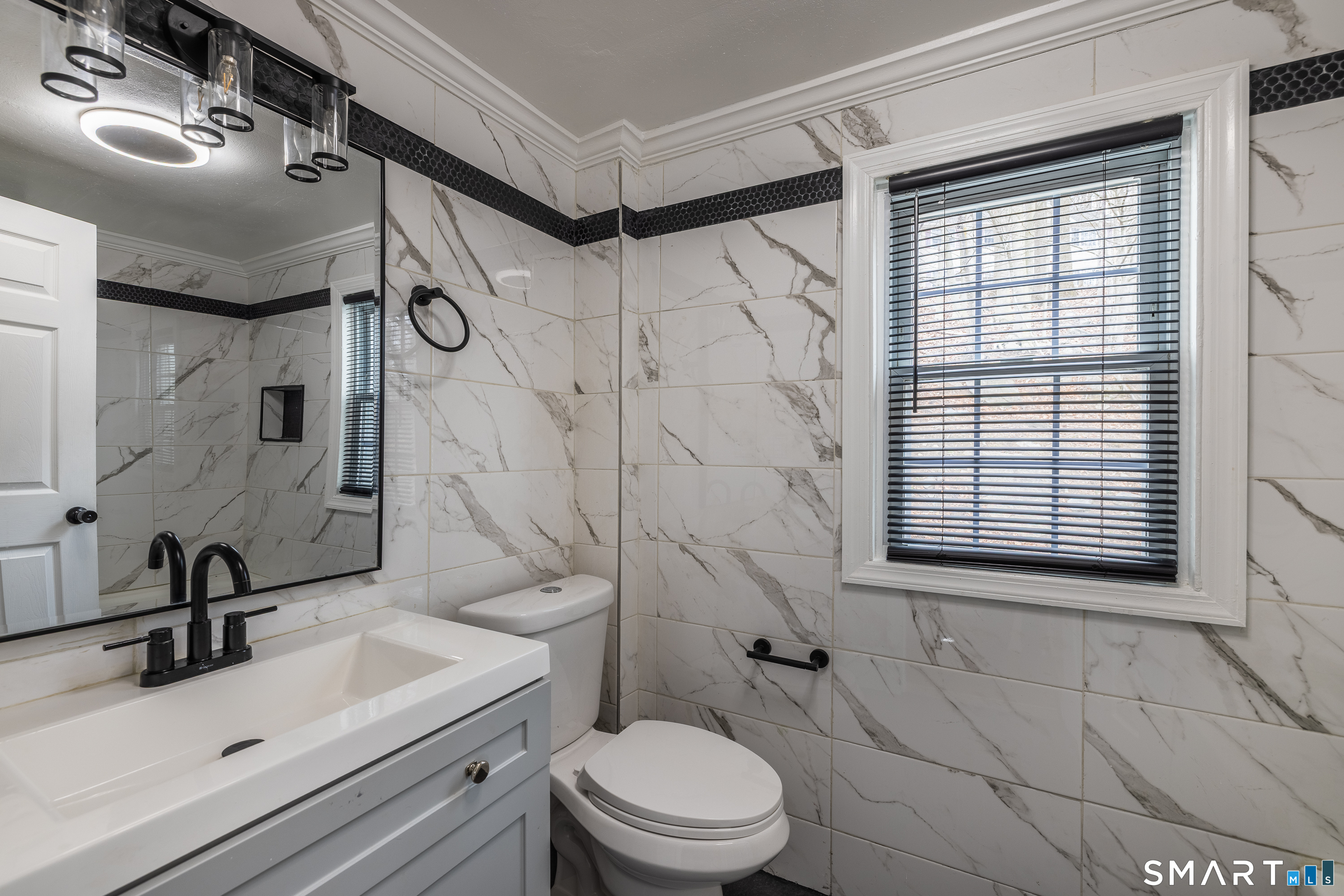 126 Emmett Avenue Derby CT 06418