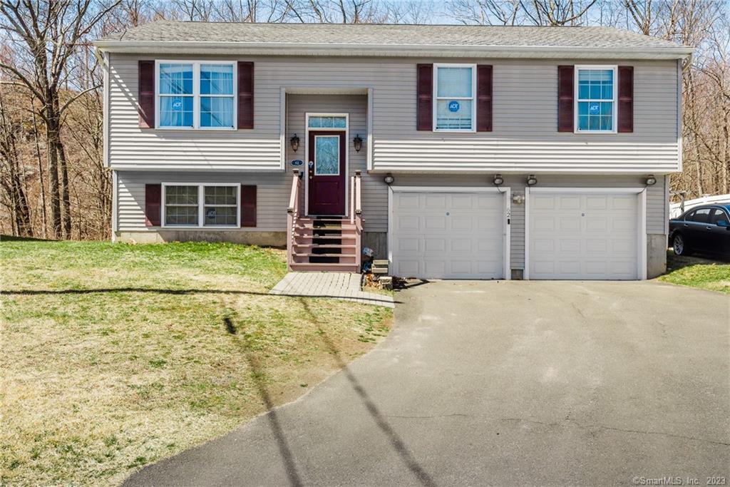 62 Glenford Drive Waterbury CT 06708