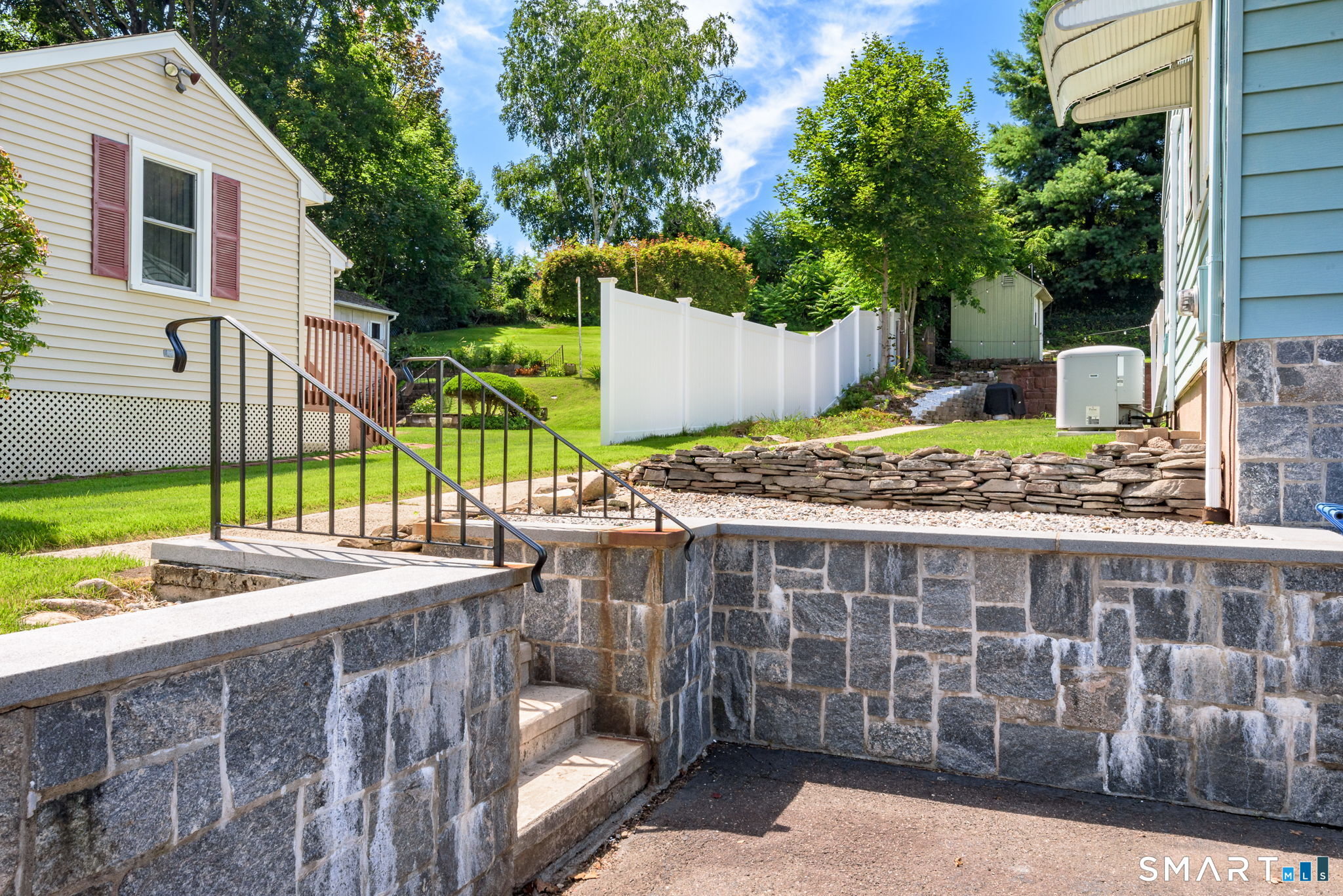 83 Jacobs Terrace Middletown CT 06457