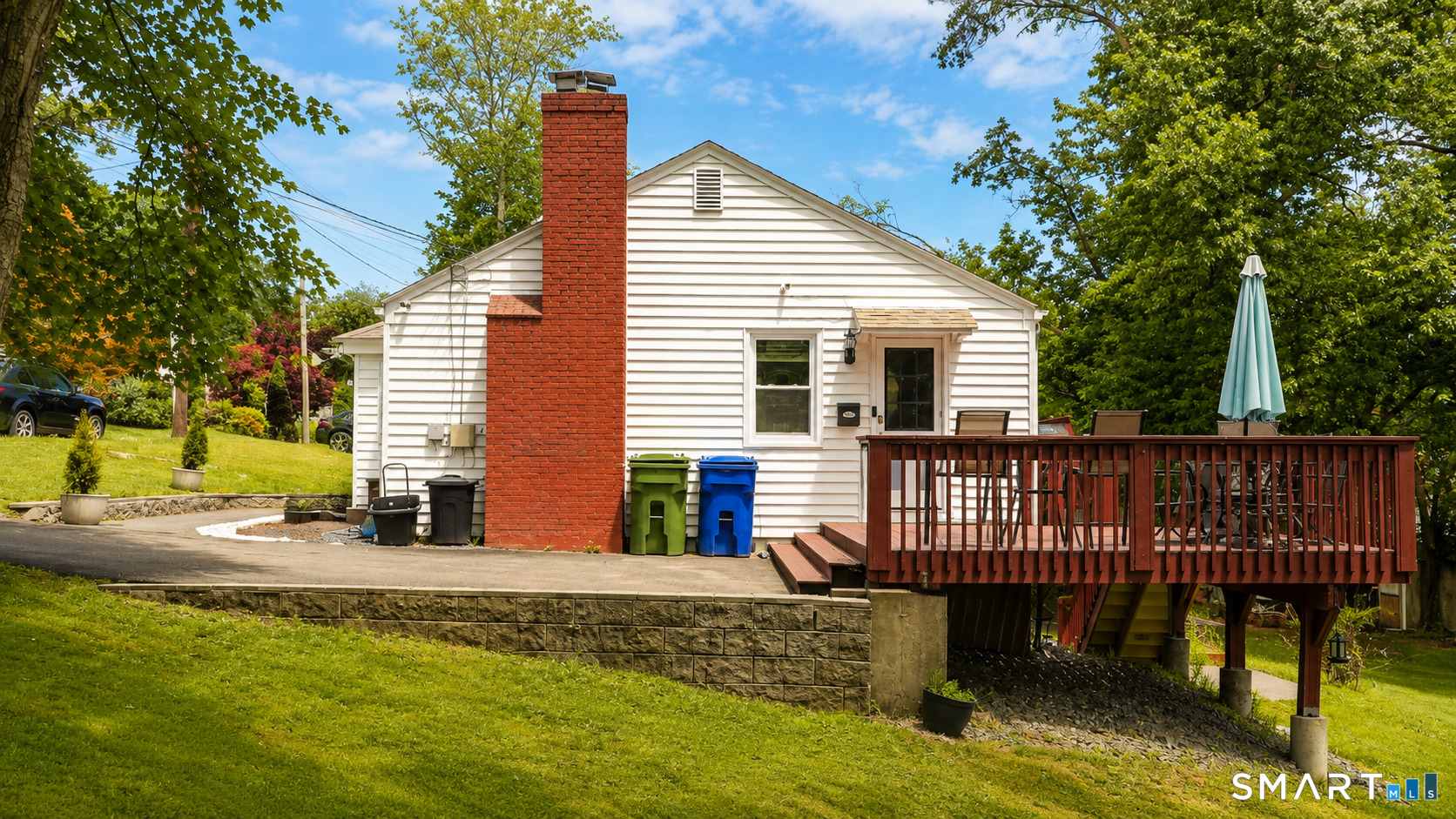 6 Sinclair Street Windsor CT 06095