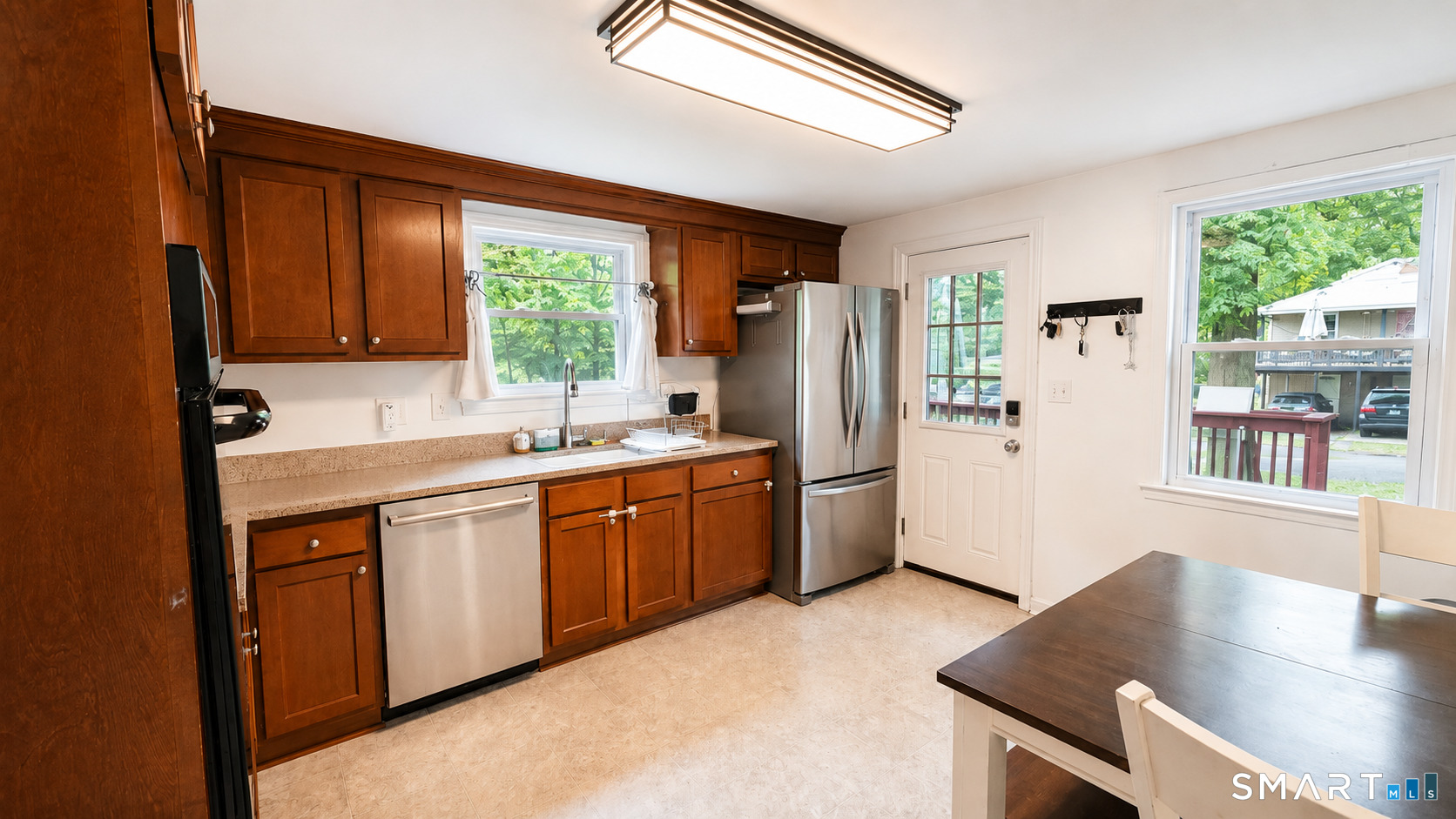6 Sinclair Street Windsor CT 06095